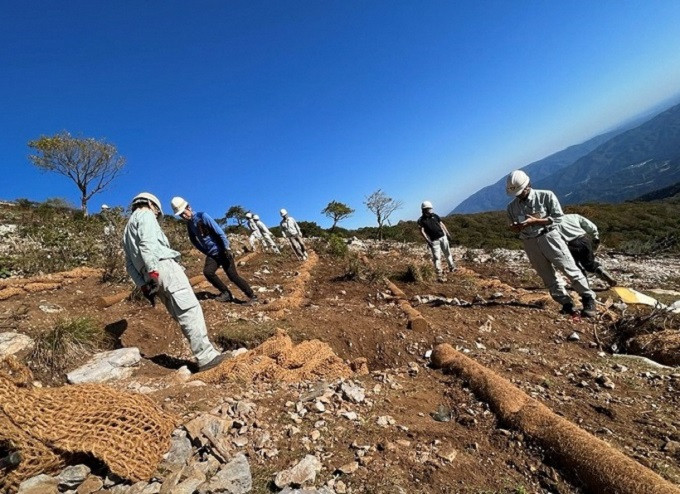 【比較写真B】2023年10月の設置
