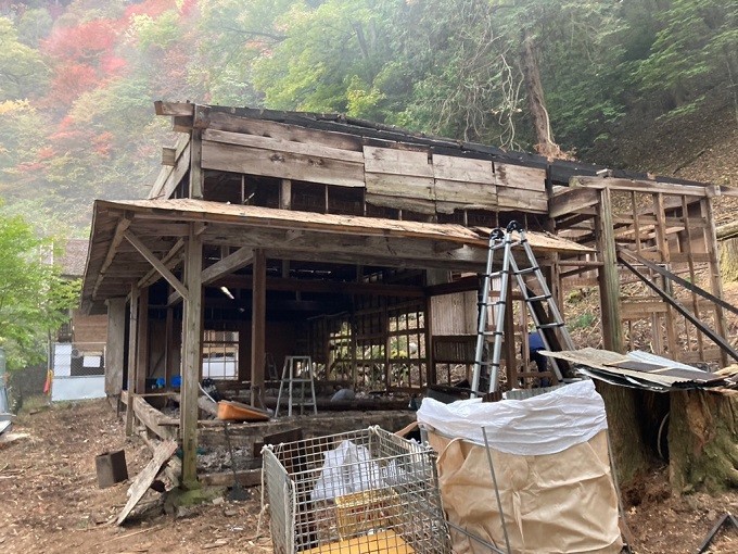 解体撤去途中の様子