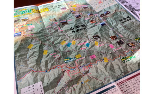 看板の設置場所を検討するミーティングを開きました