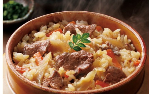 「佐賀牛炊き込みごはんの素」厳選した素材の味を引き出しながら、
上品な味わいに仕上げました。