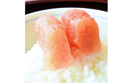 辛さ控え目、無着色辛子明太子。
そのままご飯にのせてお召し上がりく ださい。