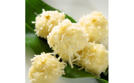 定番人気のいかしゅうまいも、ぷりぷりフワフワ食感で
蒸すだけでなく、お吸い物や揚げておつまみにも。
抜群のおいしさです。