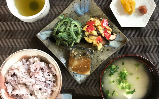 毎日食べたいお魚、サバは栄養価が高く、糖質も低いため
小さなお子様からご年配の方まで幅広く
お召し上がり頂けます。