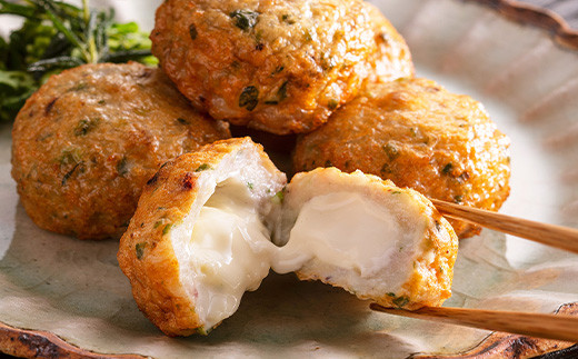 萬坊の人気「いかしゅうまい」と「いかチーズボール」のセット！
おかずにもおやつにもなります。