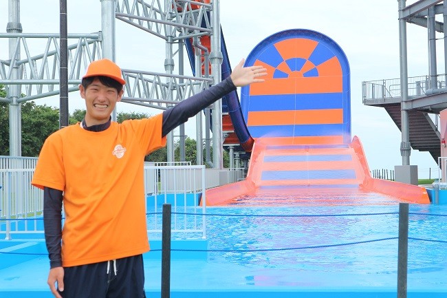 パーク内にはイケメンスタッフが多数います！