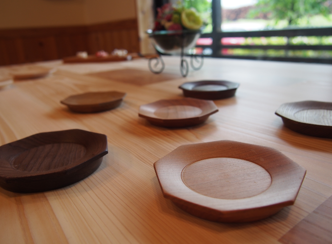 【1-60】木製食器　豆皿と茶托