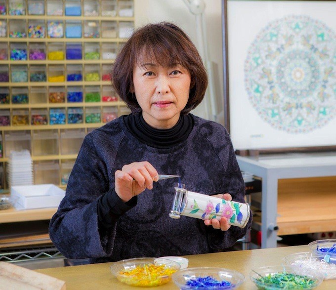 香蘭社 山茶花 オイルタイプ有田焼万華鏡 A170-2