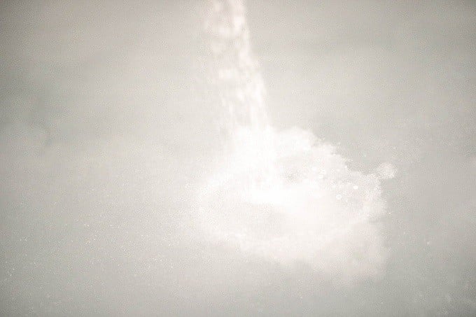 「しっとりなめらか肌」の酒かす入浴剤 大容量サイズ 1.5kg(30g × 50回分) Oem-16 疲労 回復 お風呂 日用品 バス用品 美肌 ゆず果汁 酒粕