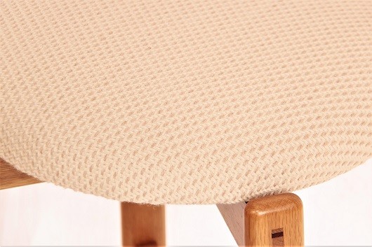 090-001　ラウンドハイチェアー　布座（ウール）（１脚）