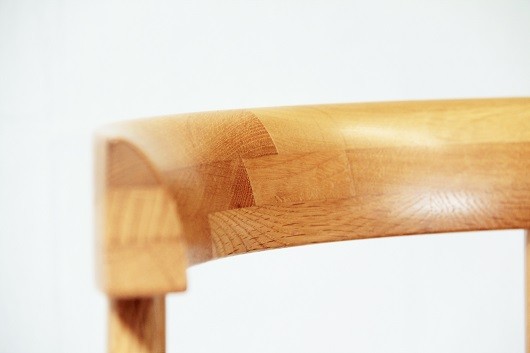 060-001　ラウンドチェアー　板座（１脚）