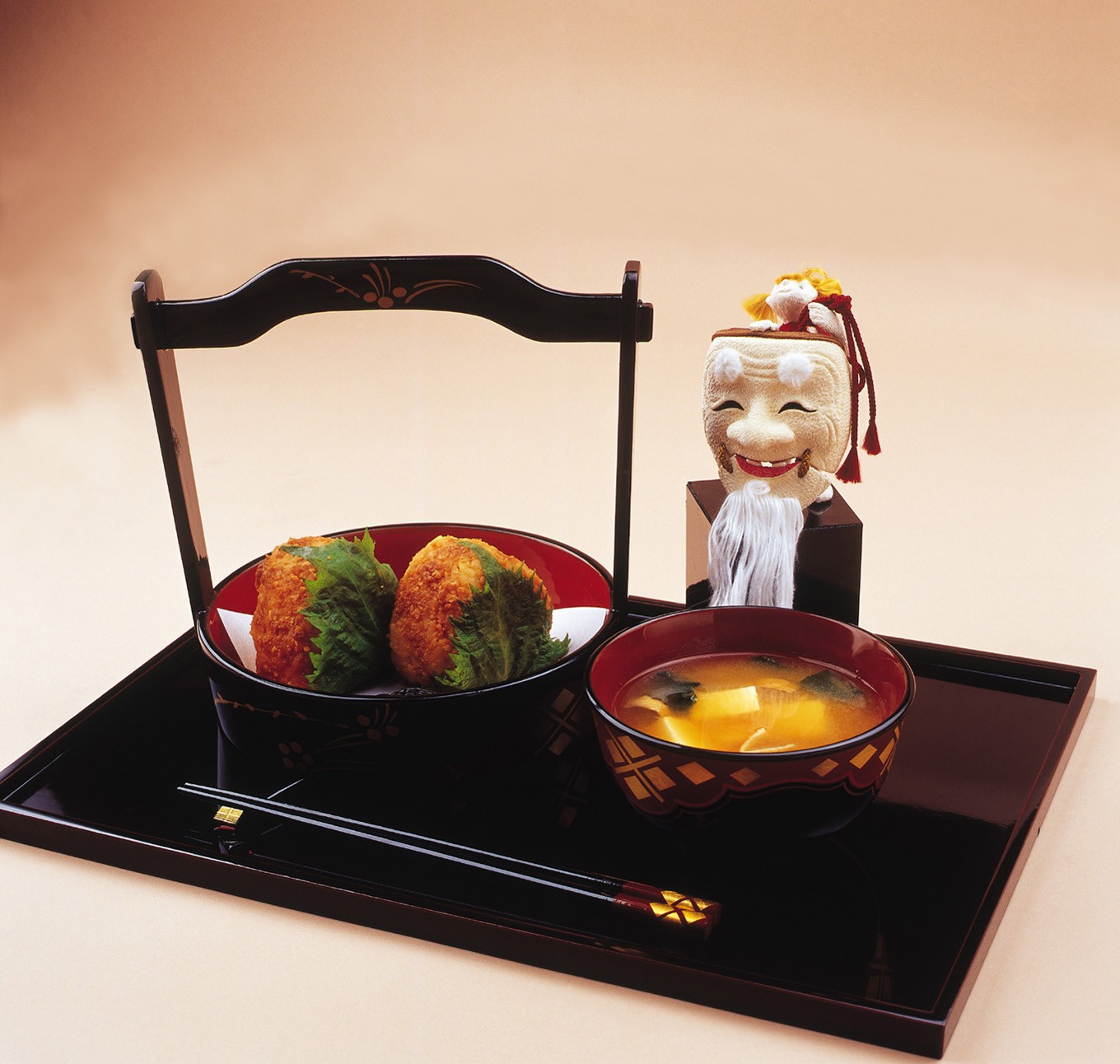 長寿味噌・醤油詰合せ 味噌1.4kg(長寿味噌700g×2袋)、翁醤油500ml×1本、長寿だし500ml×1本