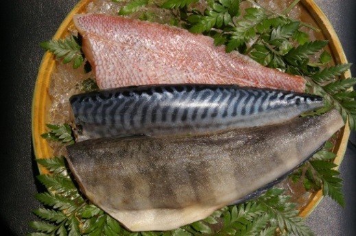 薫香漬け(燻製風味漬け魚)3種詰合せ 各3枚 合計9枚|赤魚 鯖 さば サバ ほっけ ホッケ 魚 魚介類 焼き魚 焼魚 燻製 スモーク おかず おつまみ 宮城県 塩竈市 マルケン菊地商店