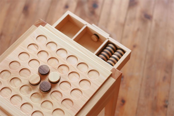 対馬ヒノキ オセロ椅子 《対馬市》【家具製作所kiiro】チェア 椅子 イス 木製 家具 [WAL017]