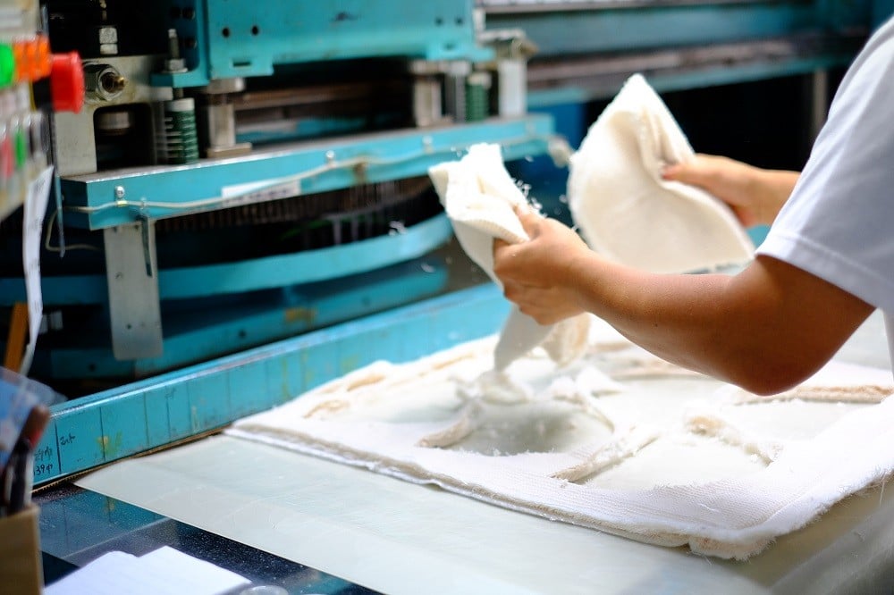 スリッパ 【夏用Mサイズ】阿波しじらスリッパ(ストライプ) 阿波しじら 夏用 選べるサイズ 柄 4柄 ルームシューズ 部屋履き オフィス トイレ 雑貨 日用 リビング キッチン インテリア 伝統産業 特産品 雑貨 ギフト プレゼント 贈答 送料無料 徳島県 吉野川市