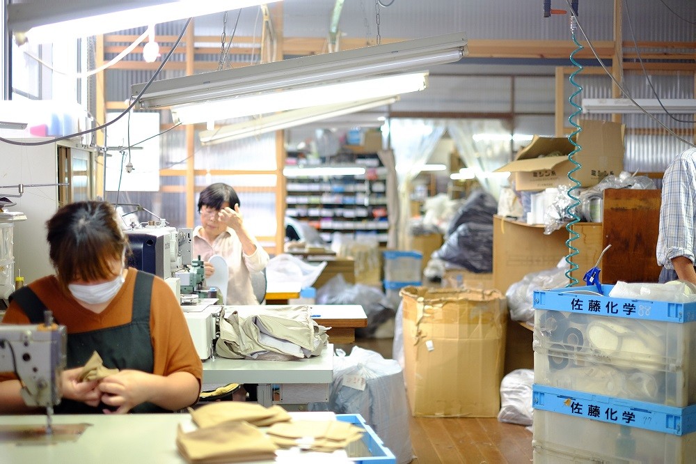 スリッパ 【夏用Mサイズ】阿波しじらスリッパ(ストライプ) 阿波しじら 夏用 選べるサイズ 柄 4柄 ルームシューズ 部屋履き オフィス トイレ 雑貨 日用 リビング キッチン インテリア 伝統産業 特産品 雑貨 ギフト プレゼント 贈答 送料無料 徳島県 吉野川市