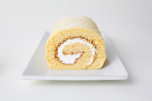 醤油ロールケーキ 3本セット【石川菓子店】 お菓子 おやつ 洋菓子 和菓子 スイーツ 銘菓 ギフト お土産 お中元 お歳暮 お取り寄せ 母の日 父の日 敬老の日 グルメ ギフト 故郷 ふるさと 納税 秋田 あきた 鹿角 かづの