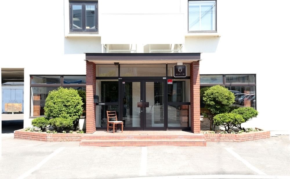 旭川家具 山室家具製作所 ALTO(アルト) No.1 丸スツールウォールナット 【 国産 無垢 インテリア 木製 ナチュラル チェア スツール 椅子 リビング 玄関 北海道 】 _00526