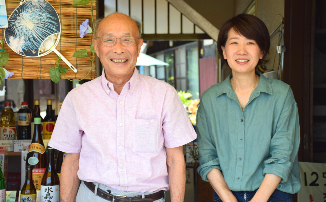 【江田島の地酒】『島の香』上撰 1.8L 日本酒 さけ sake 酒 お酒 日本酒 アルコール 地酒 純米 大吟醸 焼酎 原酒 菰樽 純米 辛口 飲み比べ セット ギフト プレゼント 贈答 贈り物 お祝い 内祝い ご自宅用 ご家庭用 人気 高品質 好評 贈答 ギフトプレゼント 贈答 人気 高品質 好評 広島県産 江田島市/津田酒造株式会社 [XAK001]