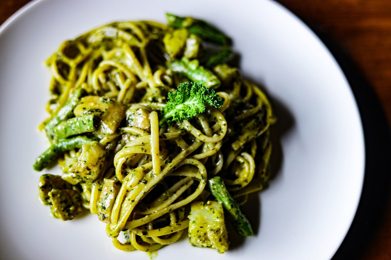 【10-47】松阪牛のカルパッチョ「ウチモモ」「シンシン」赤身食べ比べセットL