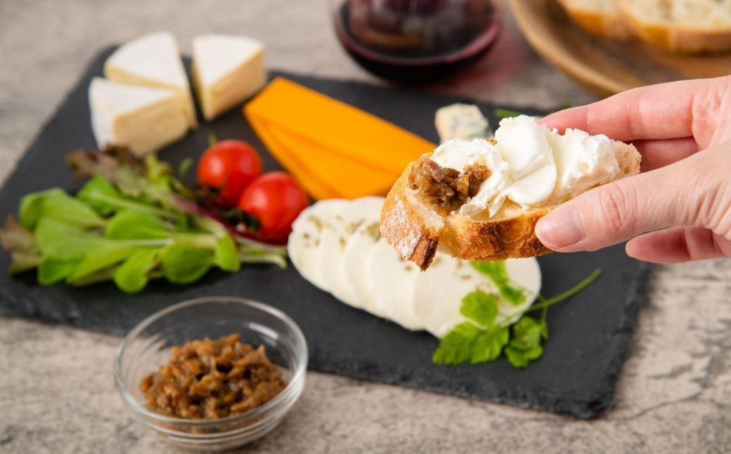 【島の伝統味噌】小醤油みそ 100g×3本 生きた酵母をそのまま使用 （みそ 味噌 ミソ おかず味噌）