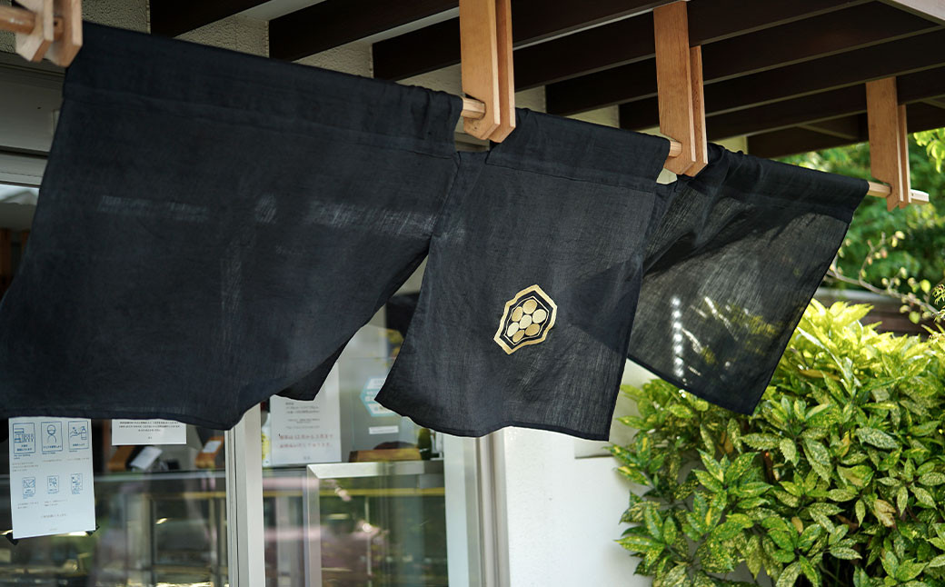 【定期便/3回】ボンボンショコラ5個&フェーブ80g(コイン状チョコレート)/NICOchocolaterie チョコレート チョコレート専門店 ボンボンショコラ スイーツ お菓子 贈答用 ギフト お取り寄せ 福岡県 小郡市