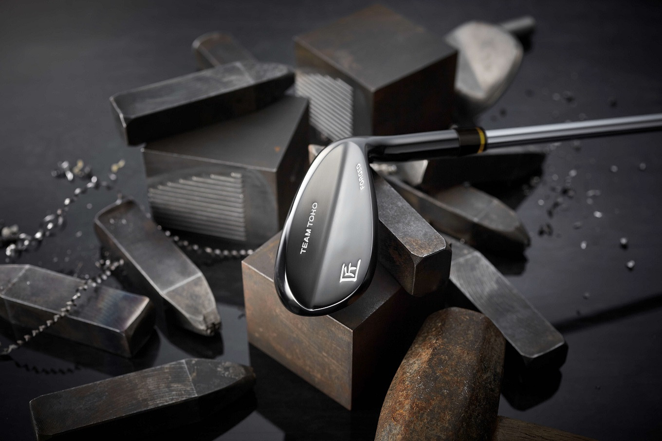 【ロフト角56度】「匠」ロイヤル黒染めウェッジ&ゴルフボールV1X:1スリーブ(3個入)050BF02S./国産 ゴルフクラブ 選べるロフト角 ウェッジ  NS-CL-110 軟鉄鍛造 フォージド  高密度樹脂グリップ  飛距離 曲がらない 飛ぶ ゴルフ用品