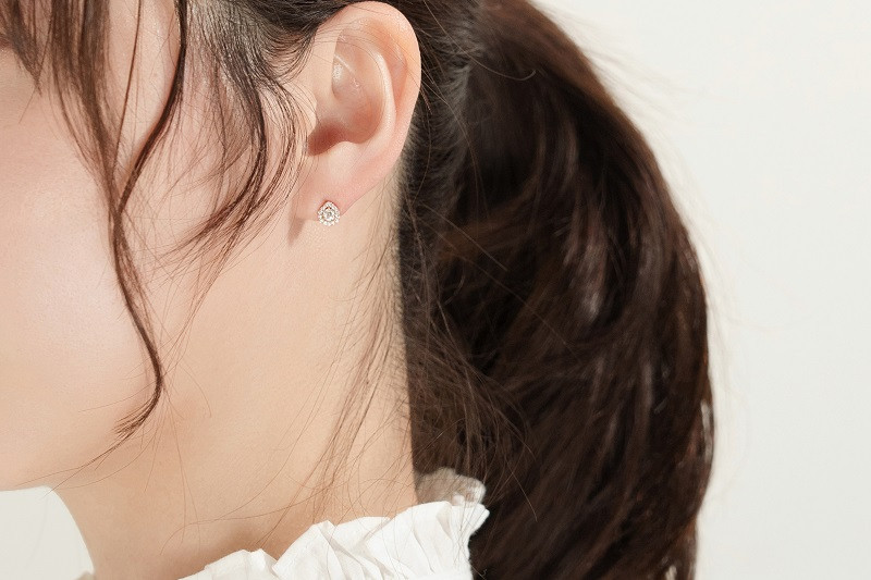 < 甲府ジュエリー >K18ピンクゴールド ドロップデザインダイヤピアス 0.34ct 43-6283