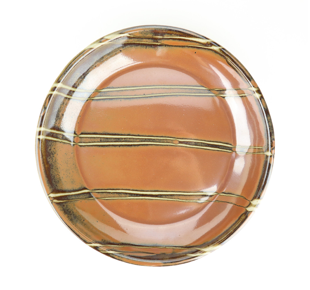 【益子焼】萩原芳典 柿釉線紋平鉢|栃木県 益子町 ふるさと納税 益子焼伝統工芸士 萩原芳典 柿釉線紋 平鉢 電子レンジ可 食洗器可(AT011)