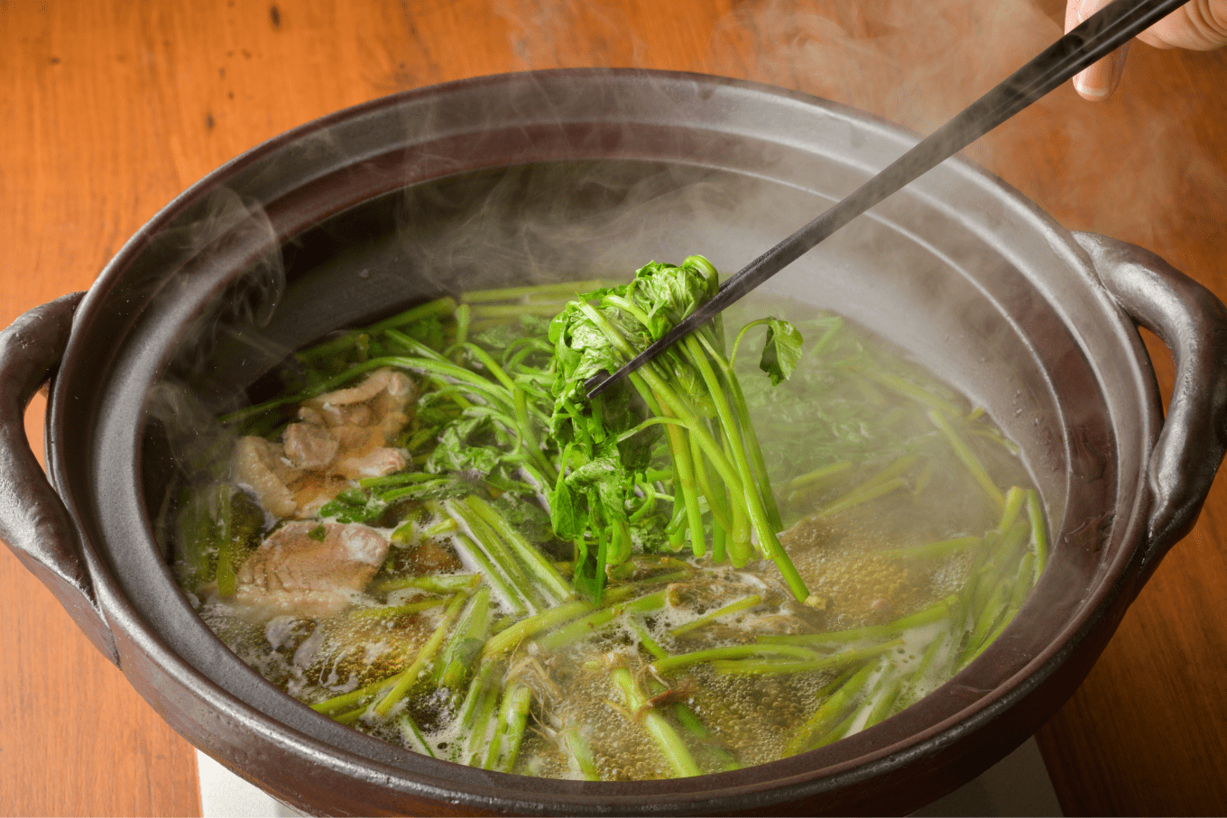 【期間限定】【お届け日時指定必須】名取名産 美味なる根っこを食す「せり鍋セット」2、3人前(漁亭 浜や) 根・茎・葉をすべて楽しむ