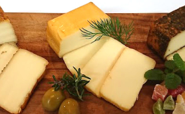 Kaoriのスモーク(魚介13種+チーズ)【Kaori-熏】燻製マイスターの技と味 海鮮おつまみ｜サーモン 紅鮭 かんぱち 真鯛 帆立 うなぎ カジキ さば 真つぶ貝 ムール貝 明太子 海老 エビ えび 海鮮 燻製チーズ スモークチーズ 詰合せ 食べ比べ おつまみ おかず 小分け くんせい 燻製 ギフト 贈答 贈り物 プレゼント [0477]