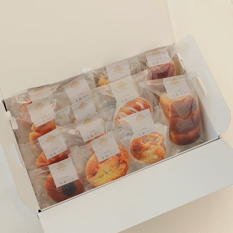 【定期便6回】　冷凍米粉パン 13個セット | 穴太商店 米粉パン ぱん 米粉 冷凍 冷凍パン 冷凍食品 詰合せ セット 8種 あのうしょうてん オススメ 千葉県 君津市 きみつ