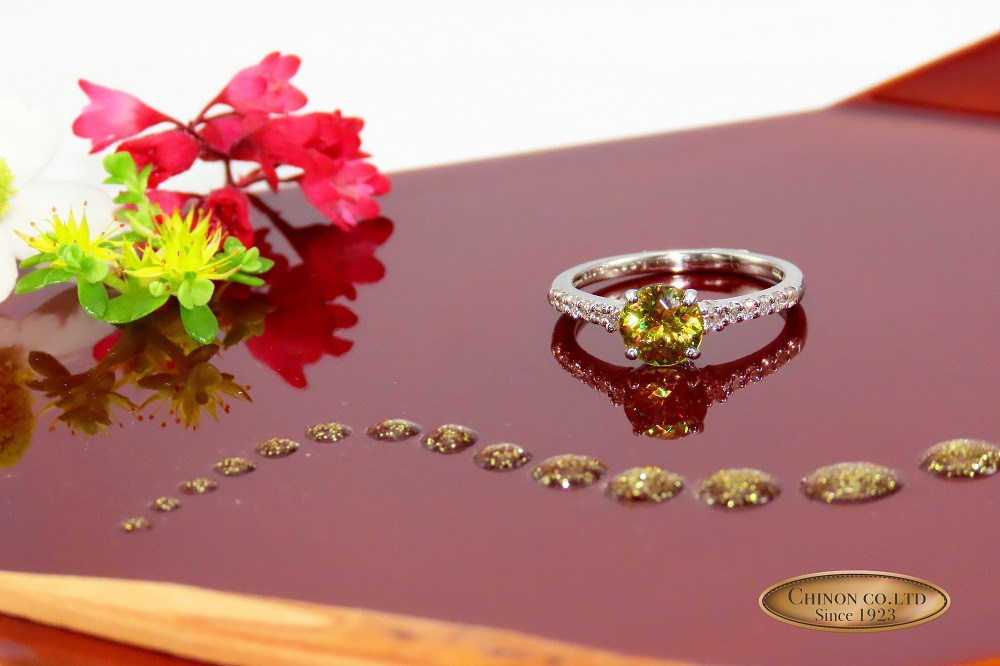 天然 スフェーンリング【 プラチナ 】 1ct UP ナチュラル スフェーン 指輪 ダイヤモンド リング ジュエリー ダイヤ PT 宝石鑑別書付き KT-1173