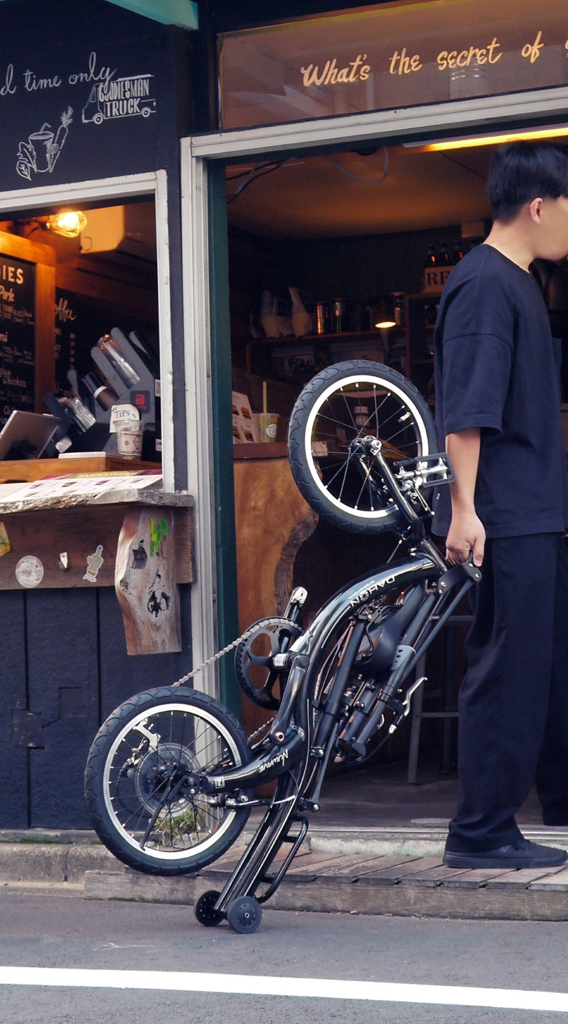 40年の歴史をもつ米国ダホン社の高性能折り畳み自転車 DAHON International Nuwave