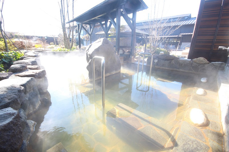 温泉 杉戸天然温泉 雅楽の湯 入館券10枚セット | 温泉 おんせん 入浴券 日帰り 銭湯 スーパー銭湯 源泉かけ流し 露天風呂 炭酸温泉 サウナ 岩盤浴 足湯 食事処 ビュッフェ レストラン 雅楽の湯 人気 おすすめ 三和興産株式会社 埼玉県 杉戸町