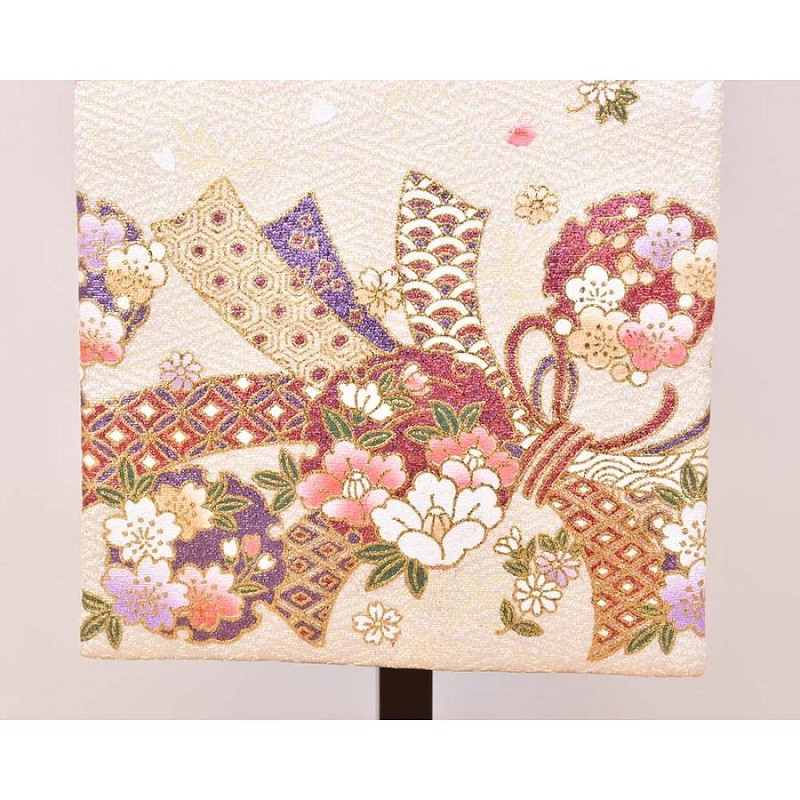 雛人形 名前旗 モダン(ベージュ生地ピンク文字)《 お祝い 刺しゅう入り 名前札 贈り物 名前旗 縁起がいい 正月 ひな祭り 七五三 》【2406M03911_02】