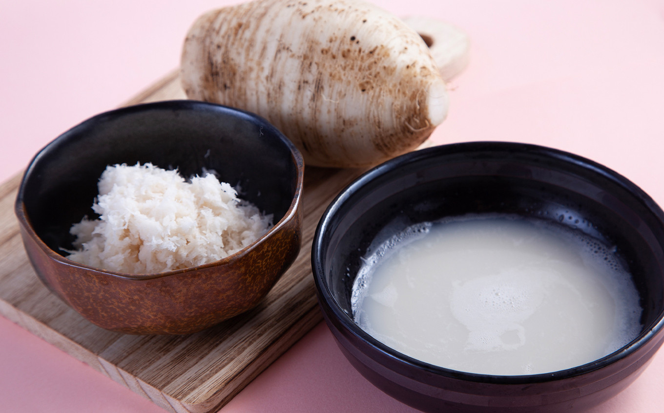 《先行予約》秋田県鹿角市八幡平産 松館しぼり大根 4kg（ 13～18個 ）【TR farm】 ●2025年11月上旬発送開始 薬味大根 GI 地理的表示登録 薬味 大根 ダイコン 野菜 地大根 伝統野菜 日本一 辛い 大根おろし ギフト お中元 お歳暮 ふるさと 返礼品 鹿角市 秋田 送料無料 