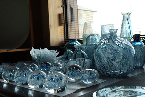 宙吹きガラス一輪ざし「銀河」