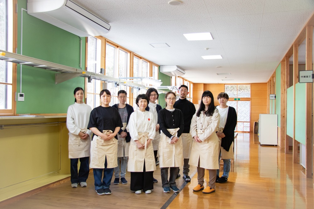 【UTOカシミヤ】レディース クルーネック プルオーバー セーター カシミヤ 100% 岩手県 北上市 R0117 カシミヤ 100% 岩手県 北上市 R0117