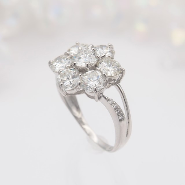 【サイズ：12号】＜ 甲府ジュエリー ＞プラチナ 2.5ctUP ダイヤモンド リング HR-009250