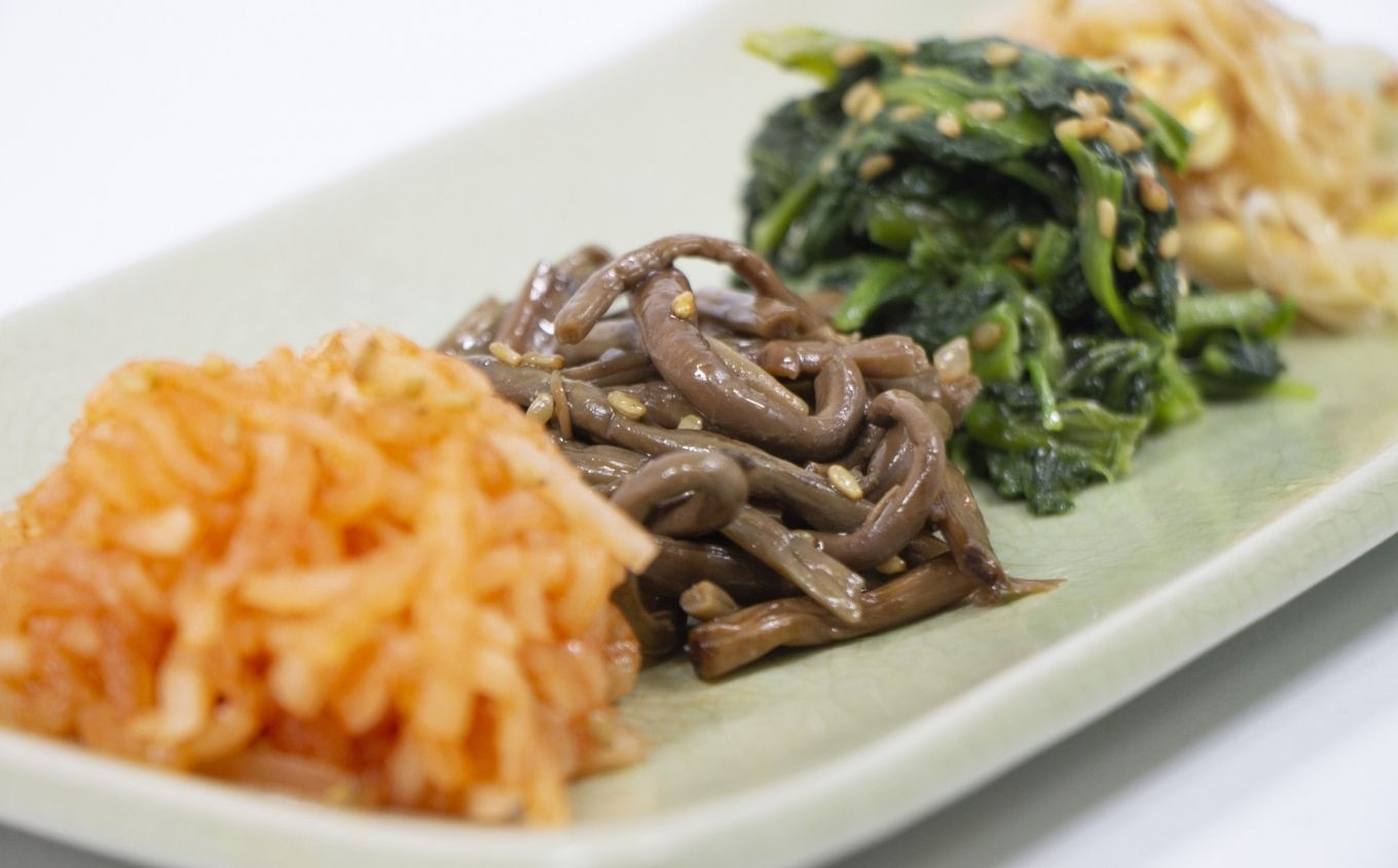 100%天然物 特上 干しぜんまい 120g 令和7年産 新物【乾燥ぜんまい 干しぜんまい 天日干し 手もみ 乾物 新潟県 糸魚川市 山菜 ゼンマイ 能生 完全手作業 完全天日乾燥 笠原建設 煮物 炒め物 ナムル】