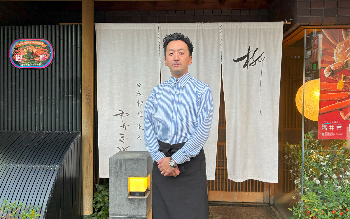 【先行予約】[捌き済選択可][到着日指定可]蟹好きにおすすめ！老舗カニ専門店の「越前ずわいがに」特大(1.1kg～1.3Kg)【11月中旬より順次発送】 [O-085019]