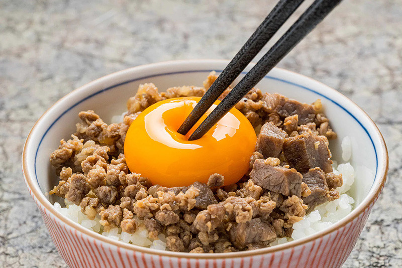 飛騨牛 大きめそぼろ 和牛 日本料理 和食 惣菜 ご飯のお供 おかず 飛騨牛 中村屋 粋料亭 助六 岐阜県 大垣市