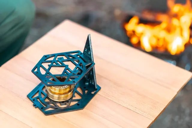 [ ナサ工業 ] 薪割り クラッカー マルチツール「 ゴトマキ 」 ~ キャンプ キャンプギア アウトドア アウトドアギア 五徳 スタンド ~ NS002-1