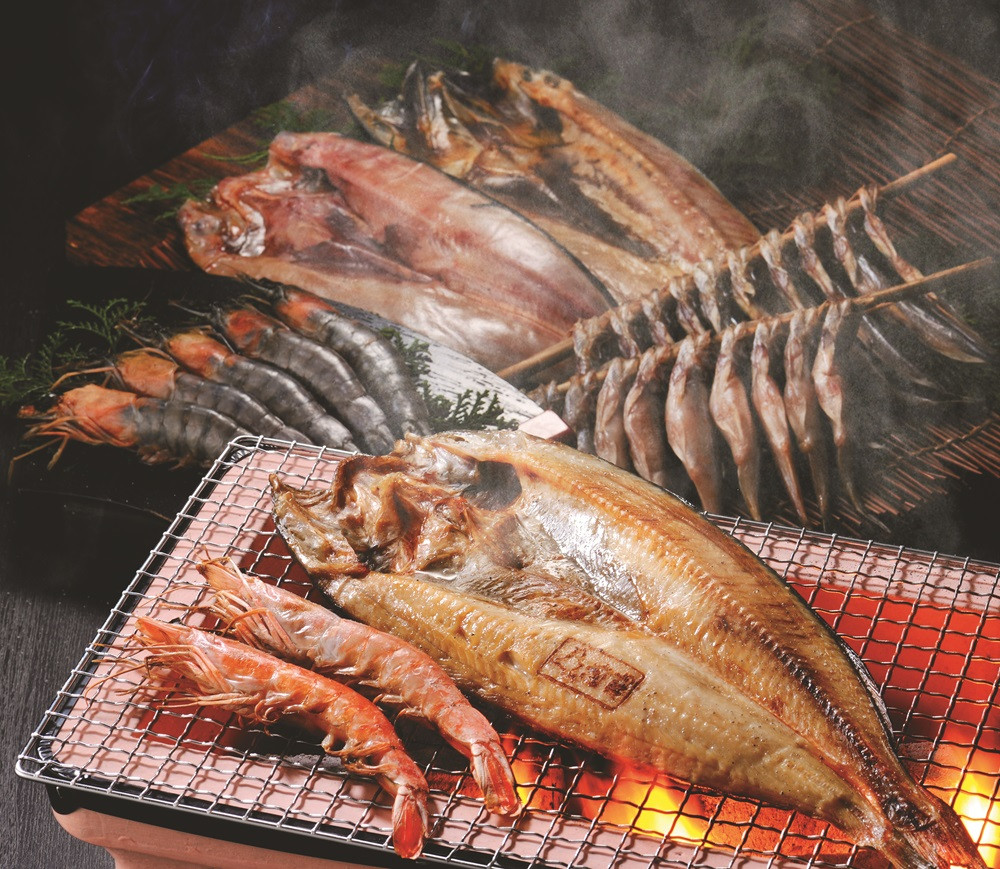 北海道産 低温熟成一夜干しセットB ★5種類(真ほっけ開き・さば半身・宗八鰈・銀がれい味噌漬け・沖獲り天然紅鮭切身)