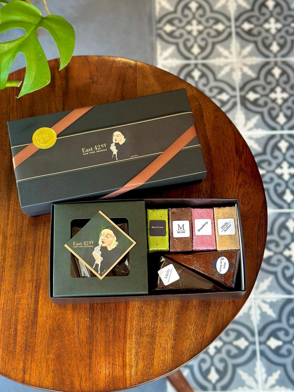 【East42st NEW YORK BROWNIE】ブラウニー4個と生ブラウニー2個とブラウニーエッジ詰め合わせBOX［ 京都 スイーツ 焼菓子 チョコレート おいしい 人気 おすすめ お取り寄せ お菓子 洋菓子 ］ 