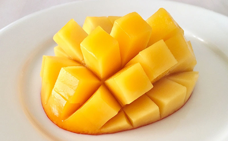 【2026年発送】久米島熱帯果樹園「特選」極上完熟マンゴー1玉（450g以上）糖度15度以上 アーウィン アップルマンゴー マンゴー トロピカル フルーツ 果物 南国 沖縄 久米島 ふるさと納税 農園直送 甘い ジューシー 濃厚 完熟 糖度が高い とろける 特選品 ジュース スムージー