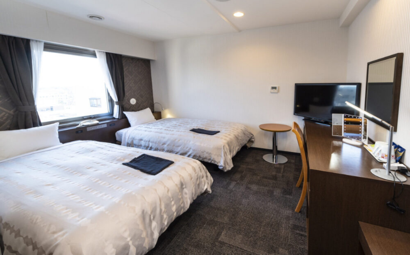 【ホテルマークワンアビコ】宿泊利用券 1万円分《30日以内に出荷予定(土日祝除く)》