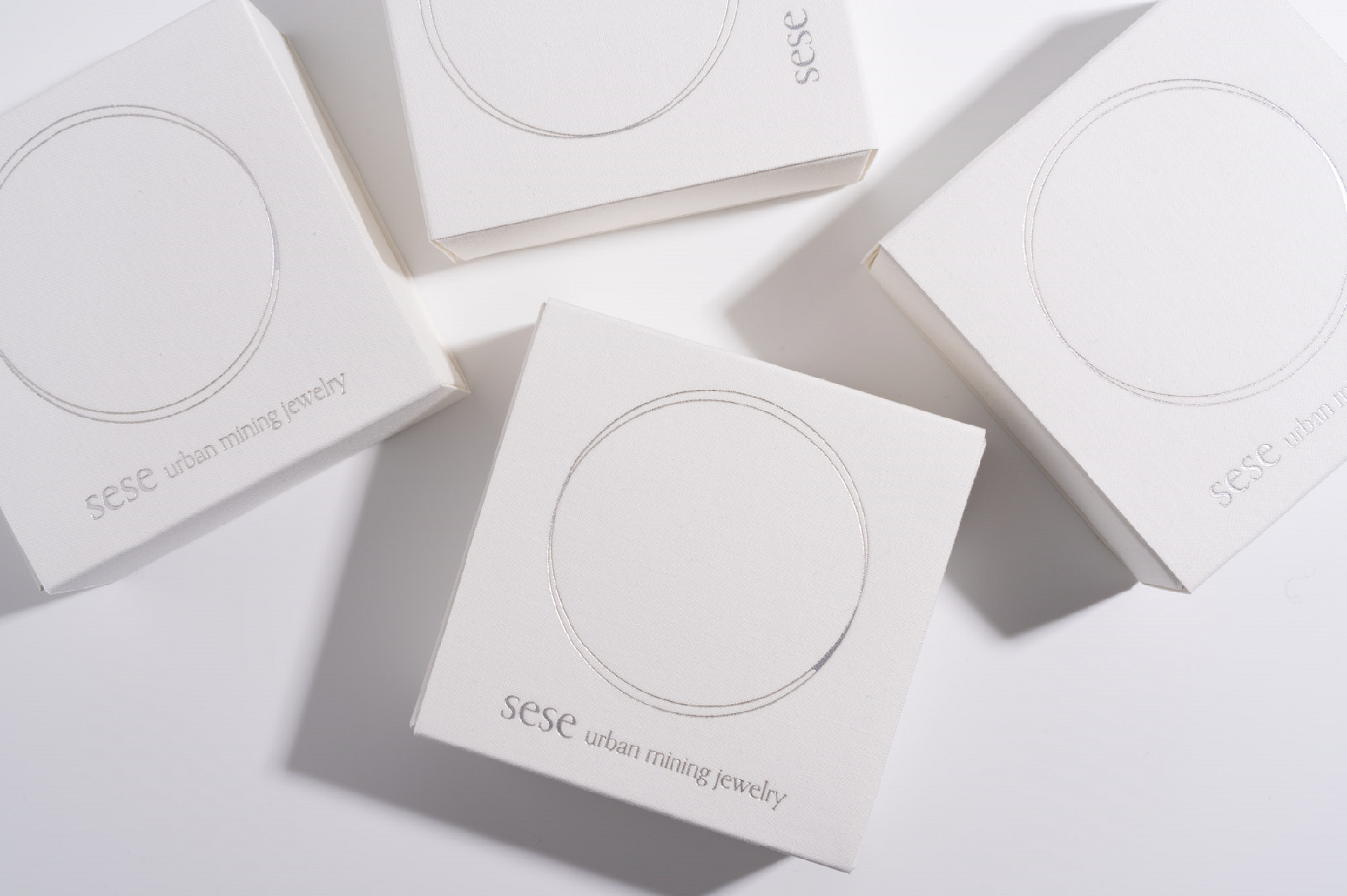 プラチナ ムーンライトヴィーナスペンダント つや消し仕上げ sese urban mining jewelry ネックレス ジュエリー レディース アクセサリー