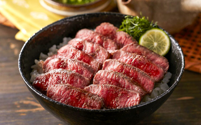 博多和牛 牛まぶし 計320g 4パック 吉富町/富士商株式会社 [BGAR001] 牛肉 和牛 冷凍 肉 ひつまぶし にく 国産 和牛 ステーキ 赤身 丼 ギフト 贈り物 人気 おすすめ ブランド牛 福岡県