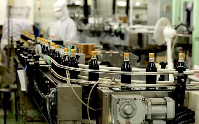 【スピード発送】調味料 詰合せセット 大田記念病院が考えただし（つゆ500ml×2本・パック10g×10袋入）・有機醤油濃口300ml×1本 調味料 だし 管理栄養士監修 減塩 有機大豆 有機小麦 生（き）醤油 人気 おすすめ 美味しい グルメ お取り寄せ ギフト 贈り物 贈答品 絶品 銘品 調味料 パック だし 醤油  人気 美味しい 広島県福山市/寺岡有機醸造株式会社 [BADT001]